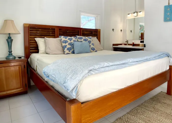 Escape Away Belize Villa *